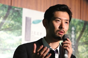 香坂 玲 氏