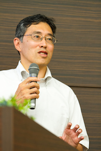 市橋新氏