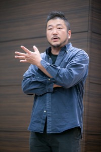 上田 勝彦 氏