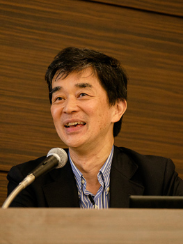 井田 徹治 氏