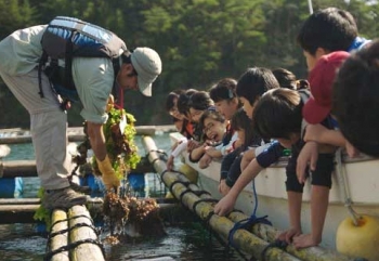 震災後10年の気仙沼の海から、人と自然のつながりを考える