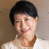 石井 菜穂子 氏