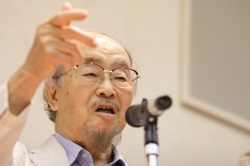 河合 雅雄氏
